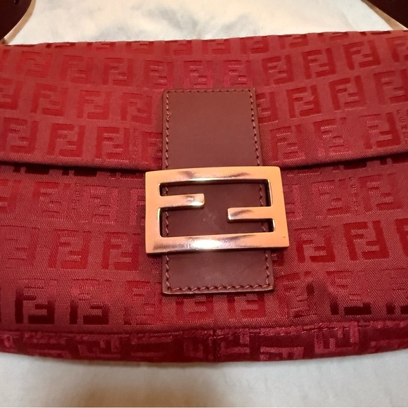 RARE Rose Gold Hardware Fendi Zucchino Baguette Bag in Red / Burgundy - Picture 4 of 11